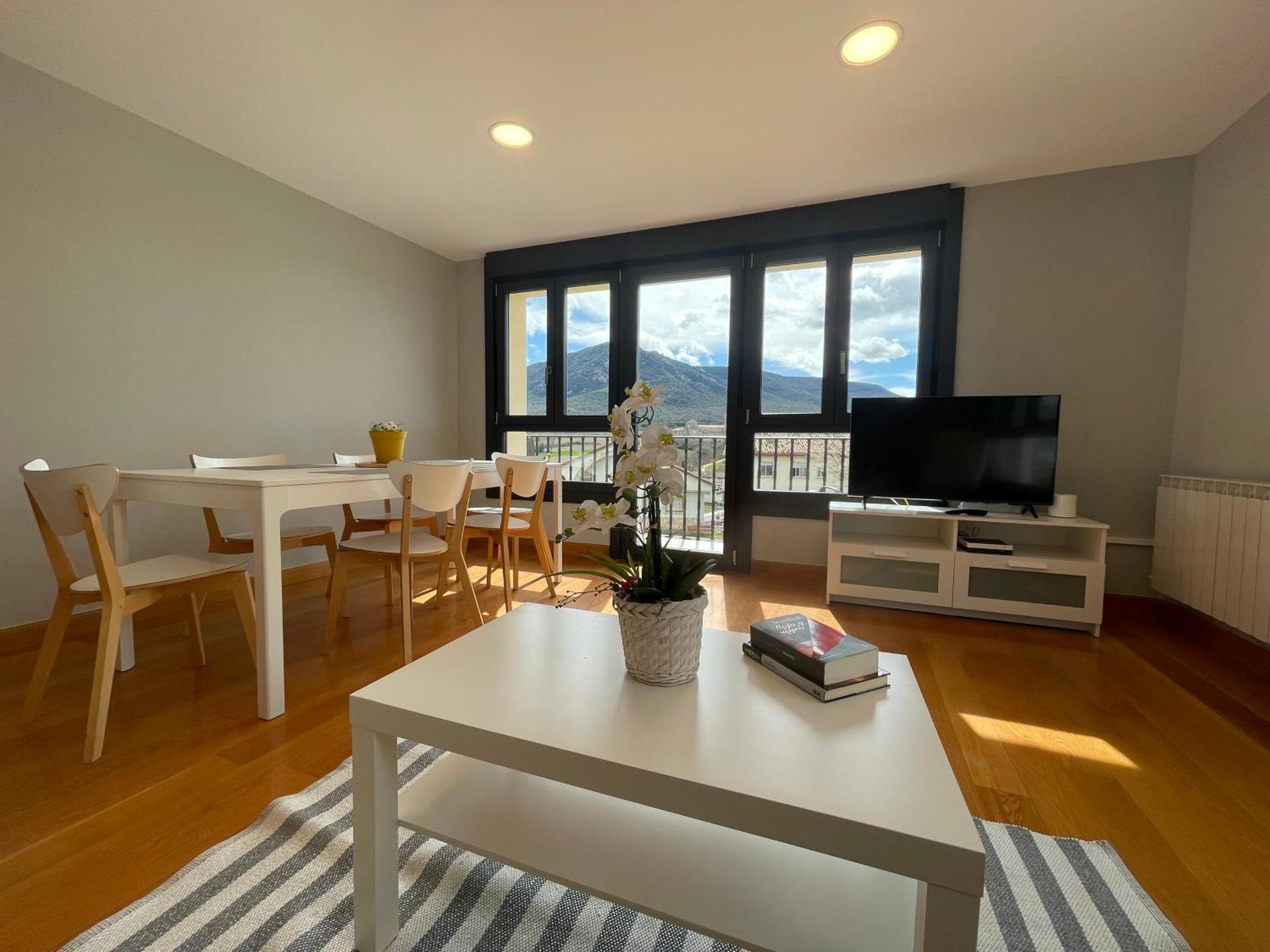 Apartamentos Montejurra Ayegui Extérieur photo