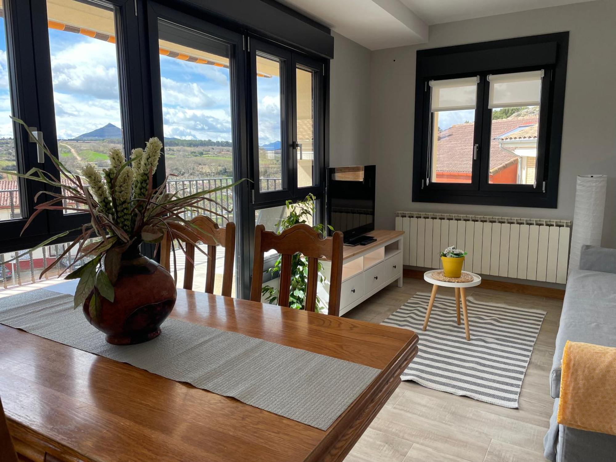 Apartamentos Montejurra Ayegui Extérieur photo